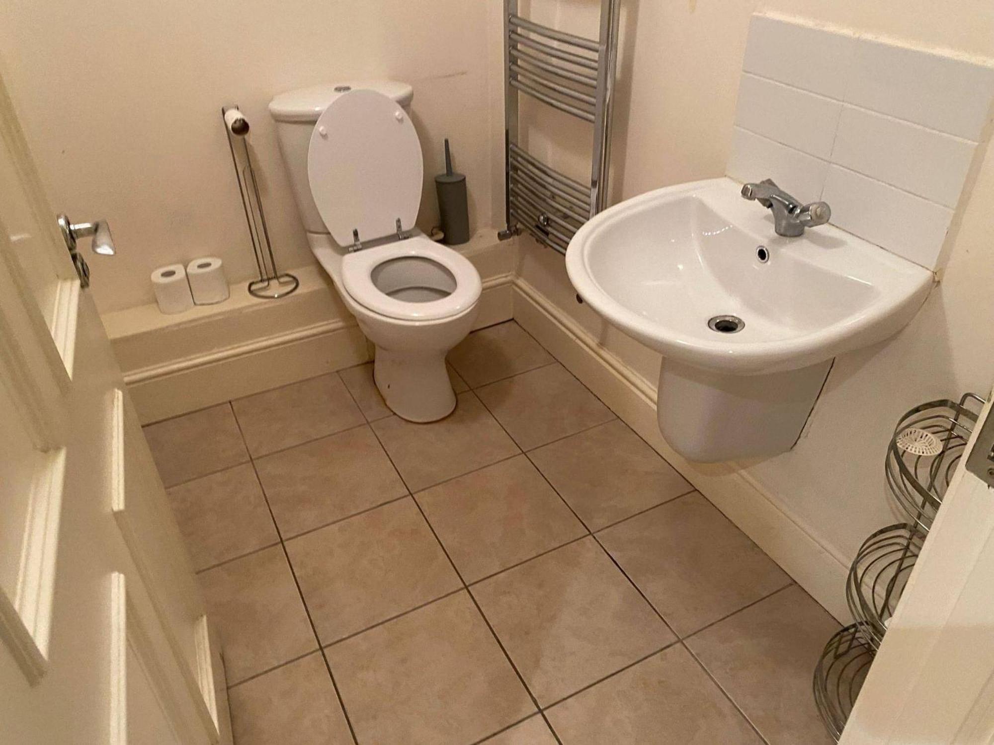 Modern Apt 3 Bedrooms Near Dundrum Dublin Exterior photo